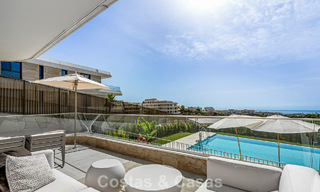 Nieuw duplex appartement met panoramisch zeezicht te koop op de New Golden Mile tussen Marbella en Estepona 806136 