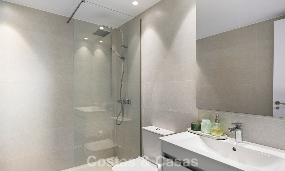 Nieuw duplex appartement met panoramisch zeezicht te koop op de New Golden Mile tussen Marbella en Estepona 806138