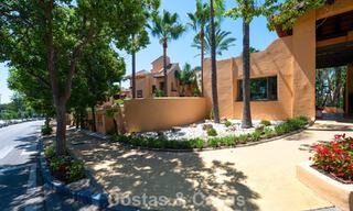 Exclusief gelijkvloers appartement met privétuin te koop op de Golden Mile van Marbella 806192 