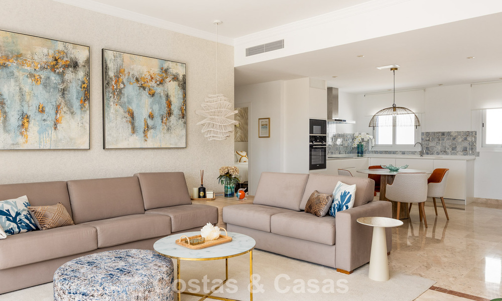Instapklaar, ruim appartement te koop in een resort-achtig complex in Andalusische architectuur in Marbella - Benahavis 806234