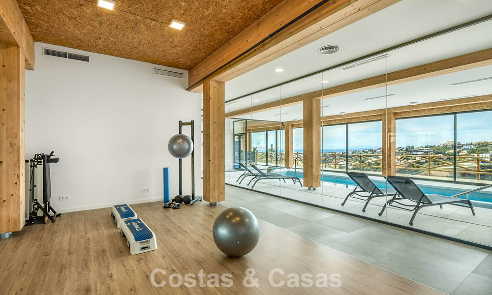 Instapklaar, ruim appartement te koop in een resort-achtig complex in Andalusische architectuur in Marbella - Benahavis 806236