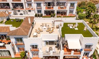 Instapklaar, ruim appartement te koop in een resort-achtig complex in Andalusische architectuur in Marbella - Benahavis 806241 
