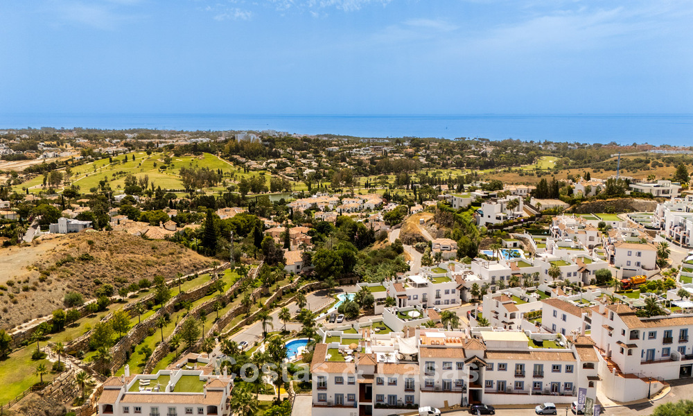 Instapklaar, ruim appartement te koop in een resort-achtig complex in Andalusische architectuur in Marbella - Benahavis 806243