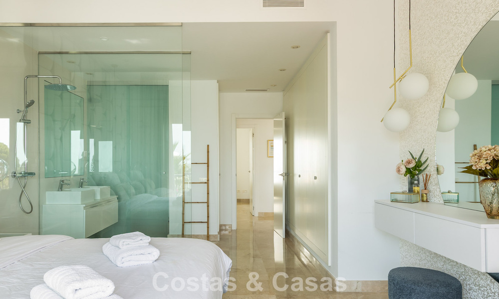 Instapklaar, ruim appartement te koop in een resort-achtig complex in Andalusische architectuur in Marbella - Benahavis 806252