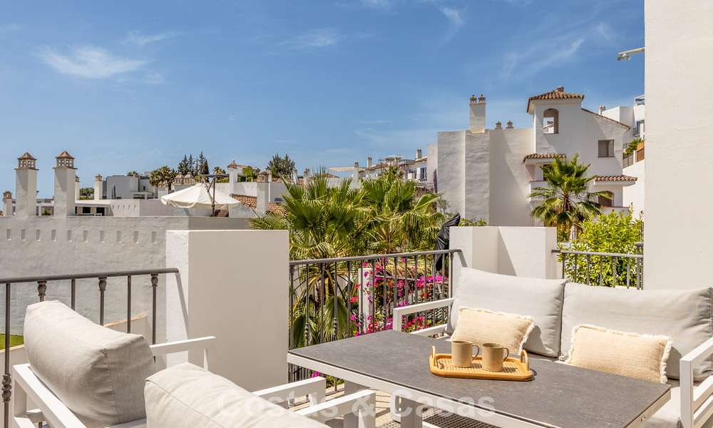 Instapklaar, ruim appartement te koop in een resort-achtig complex in Andalusische architectuur in Marbella - Benahavis 806253