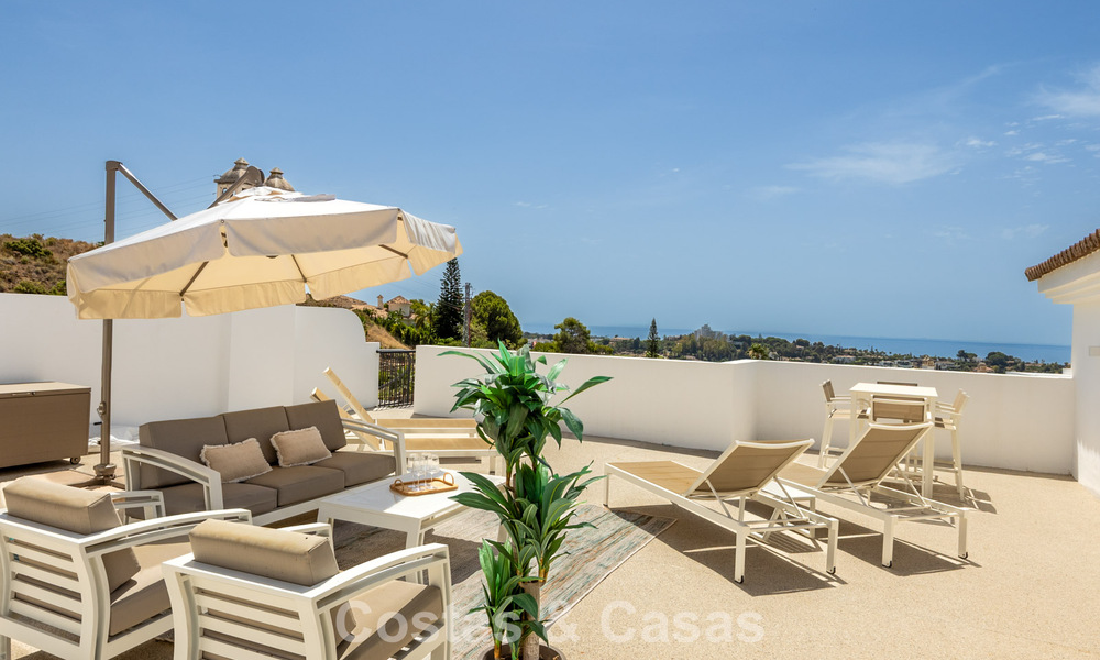Instapklaar, ruim appartement te koop in een resort-achtig complex in Andalusische architectuur in Marbella - Benahavis 806257