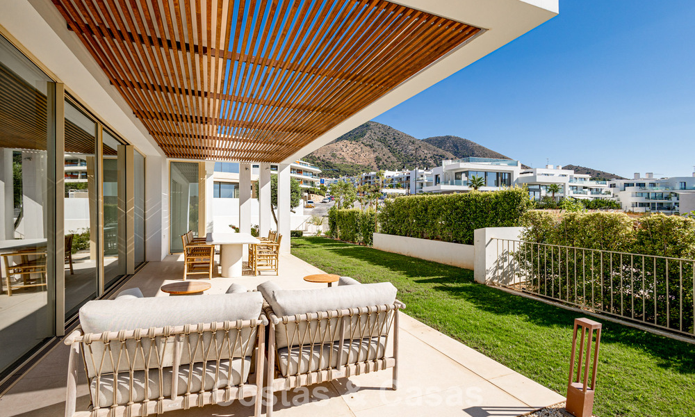 Moderne luxevilla met zeezicht te koop in El Higueron, Fuengirola - Costa del Sol 806265