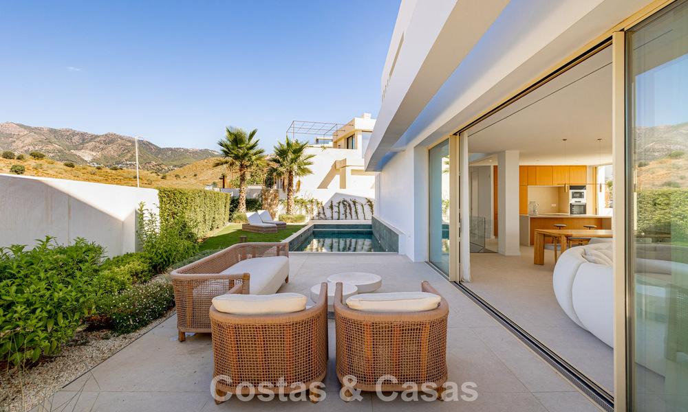 Moderne luxevilla met zeezicht te koop in El Higueron, Fuengirola - Costa del Sol 806276