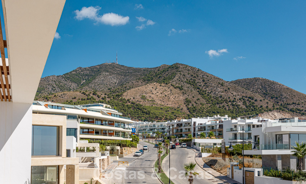 Moderne luxevilla met zeezicht te koop in El Higueron, Fuengirola - Costa del Sol 806297