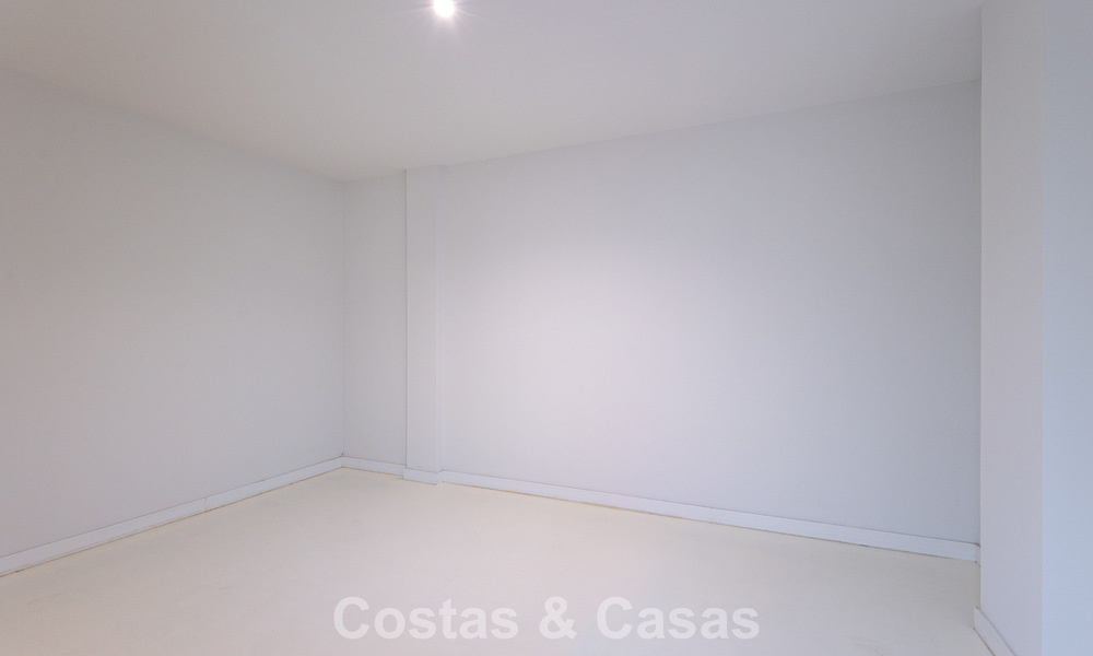 Moderne luxevilla met zeezicht te koop in El Higueron, Fuengirola - Costa del Sol 806299
