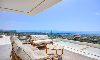 First-class apartment with panoramic sea views for sale in a gated boutique development in Marbella - Benahavís 806605 