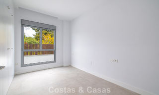 Gloednieuw, modern luxe duplex penthouse met zwembad en zeezicht te koop aan de golfbaan in Oost-Marbella 806352 