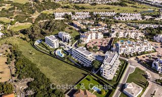 Moderne nieuwbouwappartementen te koop in een rustige woonwijk in Manilva, Costa del Sol 806333 