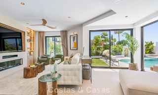 Gloenieuwe, moderne familievilla met zwembad te koop op de New Golden Mile tussen Marbella en Estepona 806628 