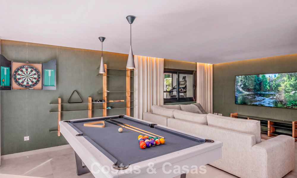 5-slaapkamer eigentijdse villa te koop direct aan de golfbaan in Nueva Andalucia, Marbella 806759