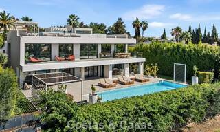 5-slaapkamer eigentijdse villa te koop direct aan de golfbaan in Nueva Andalucia, Marbella 806778 