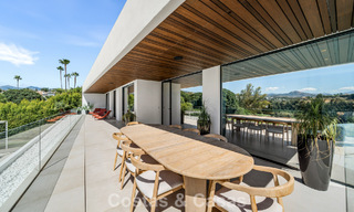 5-slaapkamer eigentijdse villa te koop direct aan de golfbaan in Nueva Andalucia, Marbella 806785 