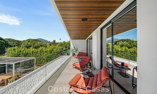5-slaapkamer eigentijdse villa te koop direct aan de golfbaan in Nueva Andalucia, Marbella 806786 