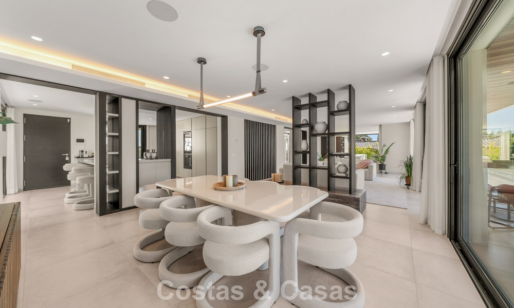 5-slaapkamer eigentijdse villa te koop direct aan de golfbaan in Nueva Andalucia, Marbella 806796