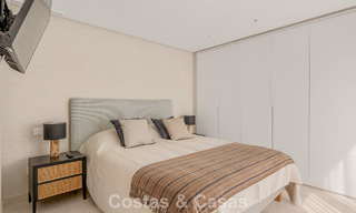 5-slaapkamer eigentijdse villa te koop direct aan de golfbaan in Nueva Andalucia, Marbella 806804 