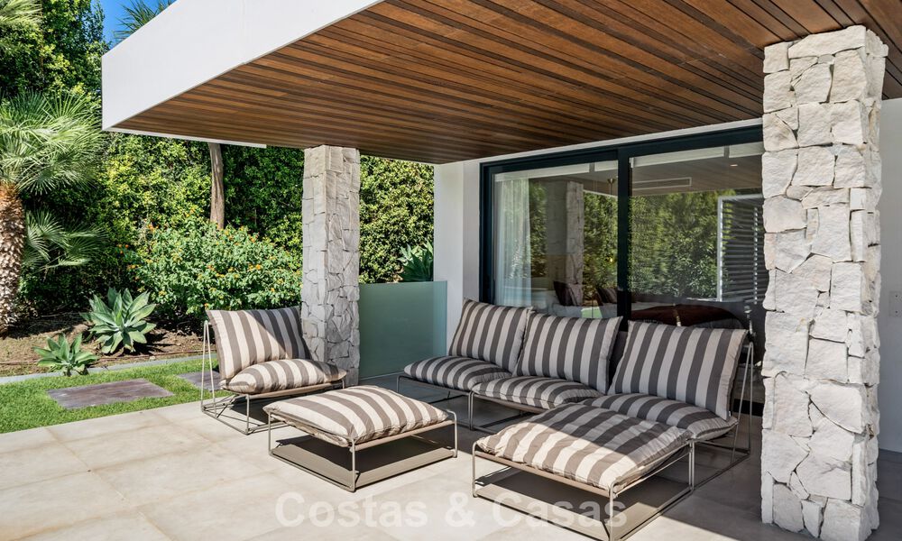 5-slaapkamer eigentijdse villa te koop direct aan de golfbaan in Nueva Andalucia, Marbella 806830