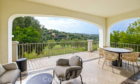 Instapklare, schakelwoningen met Mediterrane bouwstijl te koop direct aan de golfbaan in Estepona 806878