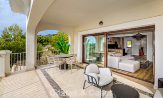 Instapklare, schakelwoningen met Mediterrane bouwstijl te koop direct aan de golfbaan in Estepona 806879 