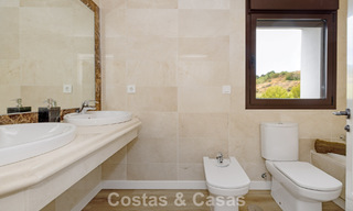 Instapklare, schakelwoningen met Mediterrane bouwstijl te koop direct aan de golfbaan in Estepona 806921 