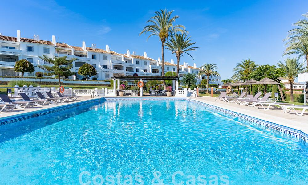 Appartementen te koop in Malambo op wandelafstand van Puerto Banus in Nueva Andalucia, Marbella 806523