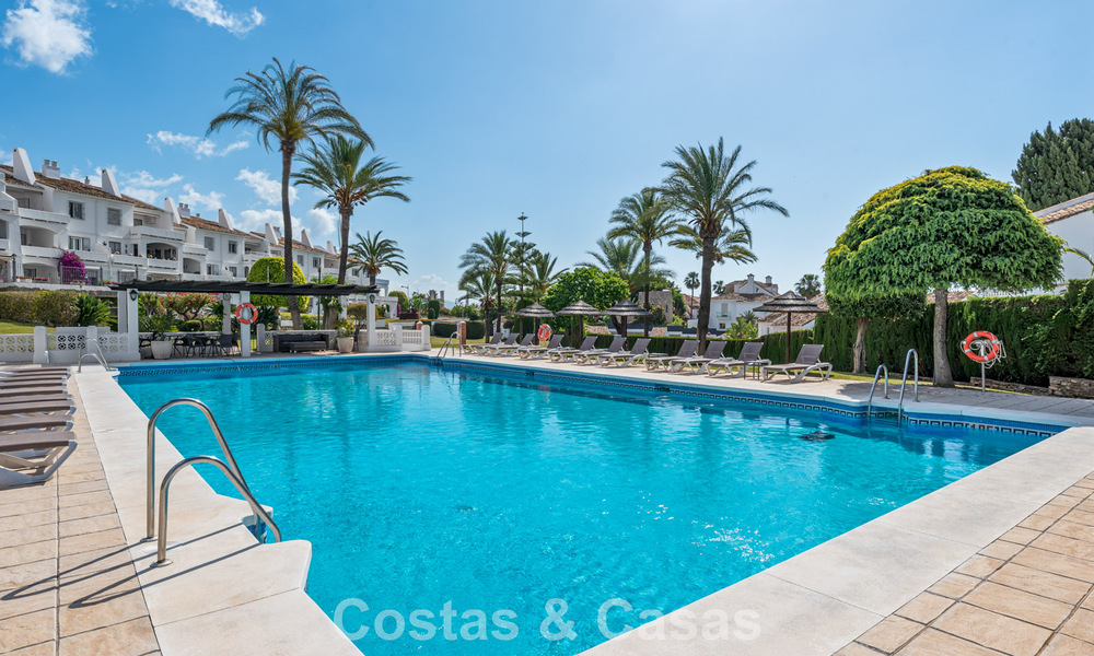 Appartementen te koop in Malambo op wandelafstand van Puerto Banus in Nueva Andalucia, Marbella 806540