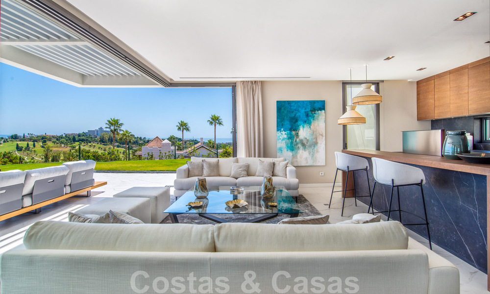 Ruim, nieuwgebouwd tuinappartement met privézwembad te koop in een omheind resort in Benahavís – Marbella 806721
