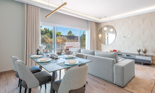 Eigentijds, luxe duplex penthouse te koop in een resort-achtig complex in mediterrane stijl in El Paraiso, Marbella - Benahavis 807329 