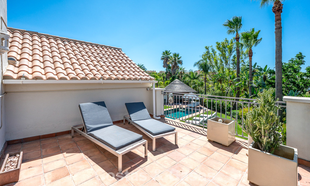 Ruime, sfeervolle, mediterrane familievilla te koop op de New Golden Mile tussen Marbella en Estepona 807253