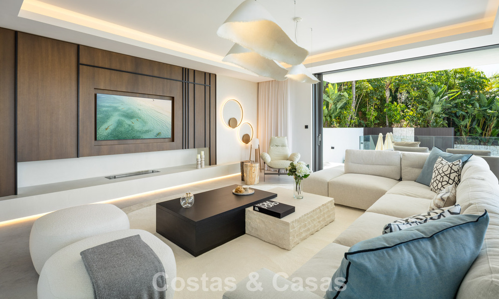 Gloednieuwe, ultramoderne luxevilla met panoramisch zeezicht te koop aan de oostkant van Marbella centrum 807458