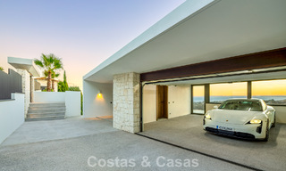 Gloednieuwe, ultramoderne luxevilla met panoramisch zeezicht te koop aan de oostkant van Marbella centrum 807462 