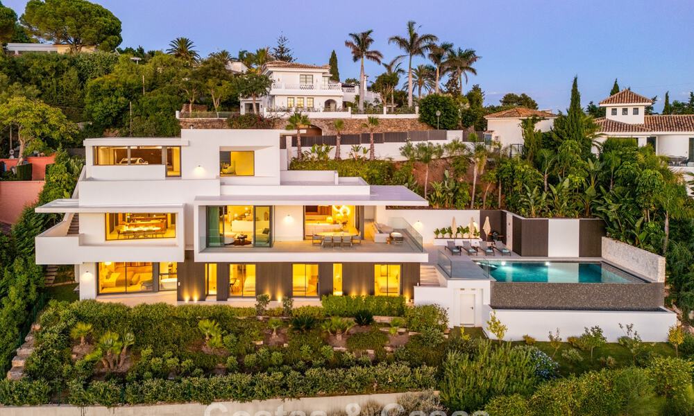 Gloednieuwe, ultramoderne luxevilla met panoramisch zeezicht te koop aan de oostkant van Marbella centrum 807469