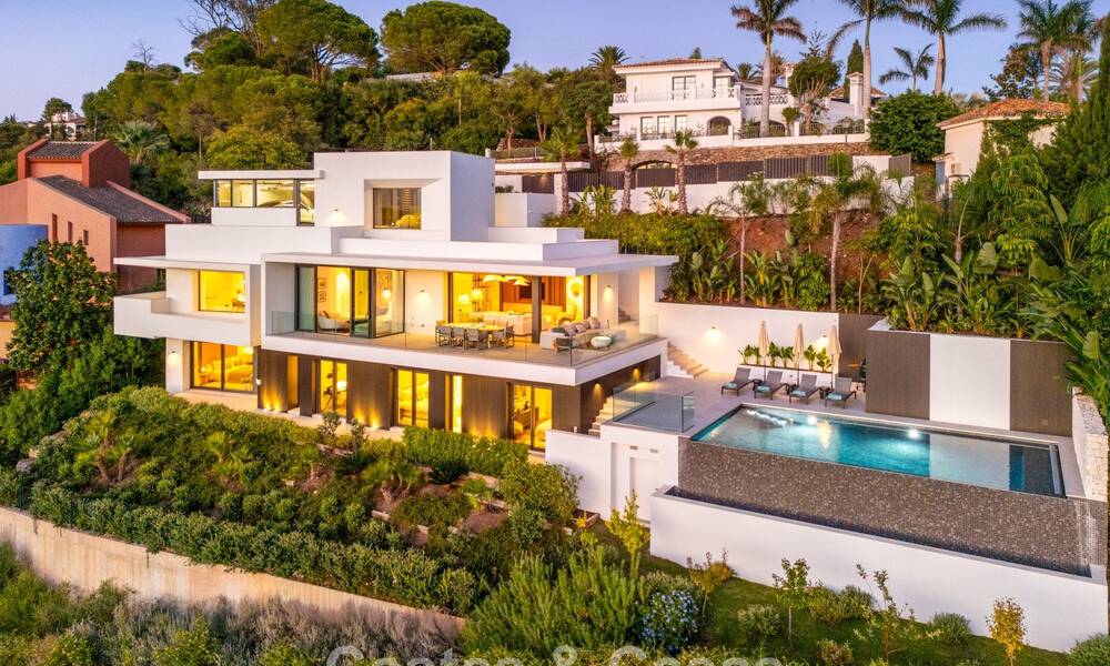 Gloednieuwe, ultramoderne luxevilla met panoramisch zeezicht te koop aan de oostkant van Marbella centrum 807470