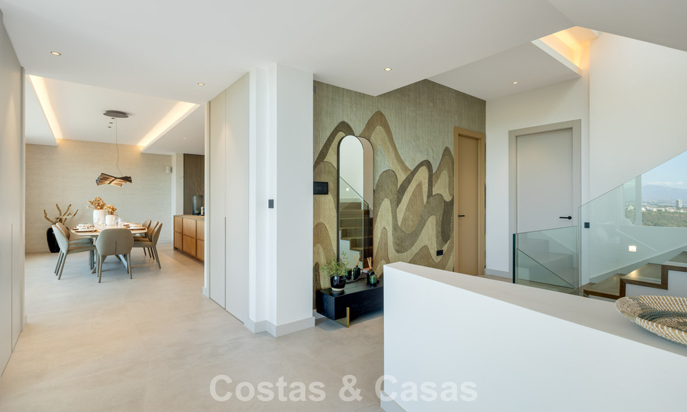 Gloednieuwe, ultramoderne luxevilla met panoramisch zeezicht te koop aan de oostkant van Marbella centrum 807477