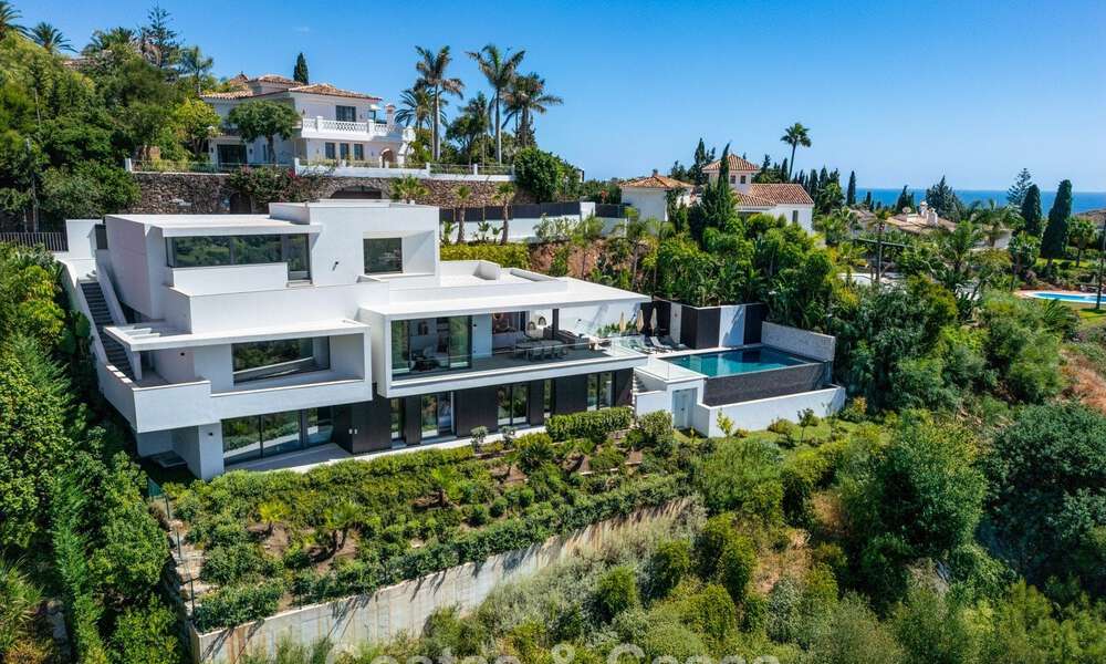 Gloednieuwe, ultramoderne luxevilla met panoramisch zeezicht te koop aan de oostkant van Marbella centrum 807491