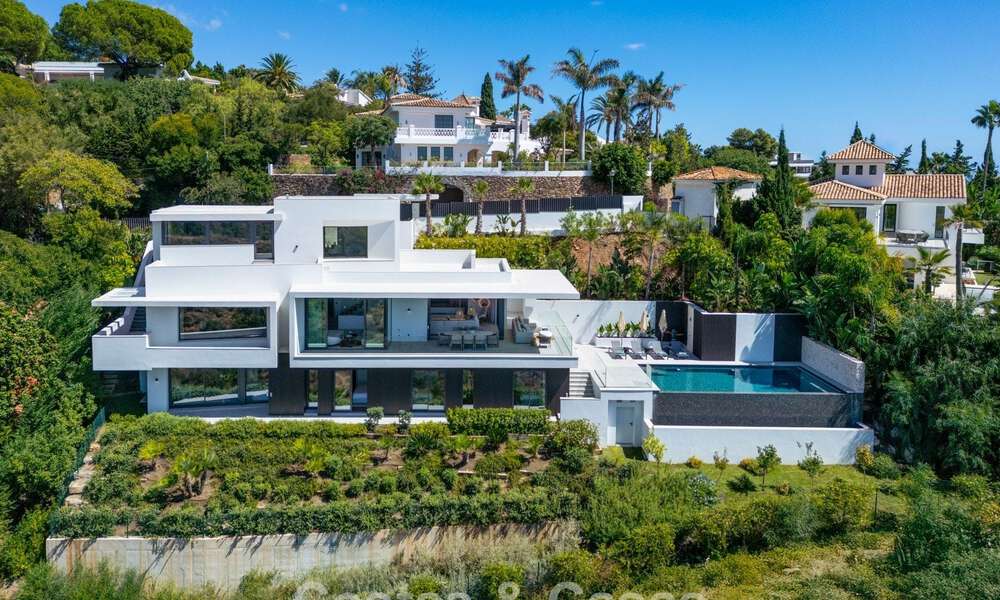 Gloednieuwe, ultramoderne luxevilla met panoramisch zeezicht te koop aan de oostkant van Marbella centrum 807492