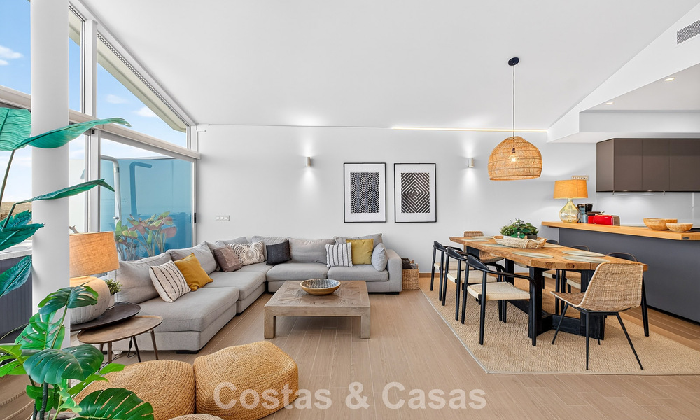 Exclusief hoekpenthouse met panoramisch zeezicht te koop in El Higueron Resort, Benalmadena, Costa del Sol 807387