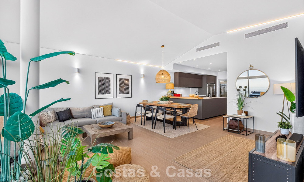 Exclusief hoekpenthouse met panoramisch zeezicht te koop in El Higueron Resort, Benalmadena, Costa del Sol 807392