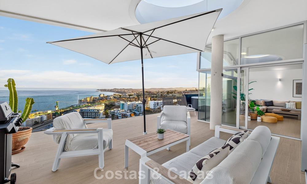 Exclusief hoekpenthouse met panoramisch zeezicht te koop in El Higueron Resort, Benalmadena, Costa del Sol 807403