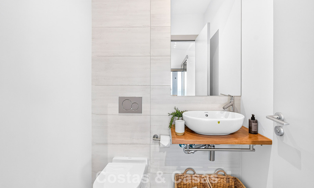 Exclusief hoekpenthouse met panoramisch zeezicht te koop in El Higueron Resort, Benalmadena, Costa del Sol 807411