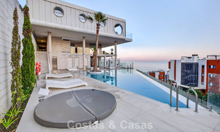 Exclusief hoekpenthouse met panoramisch zeezicht te koop in El Higueron Resort, Benalmadena, Costa del Sol 807418 
