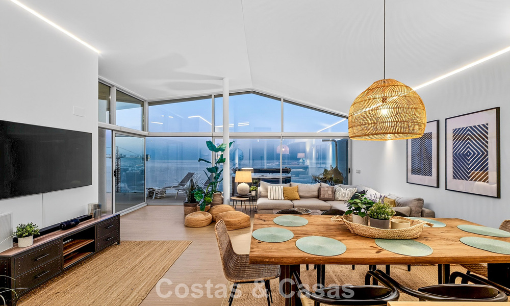 Exclusief hoekpenthouse met panoramisch zeezicht te koop in El Higueron Resort, Benalmadena, Costa del Sol 807421