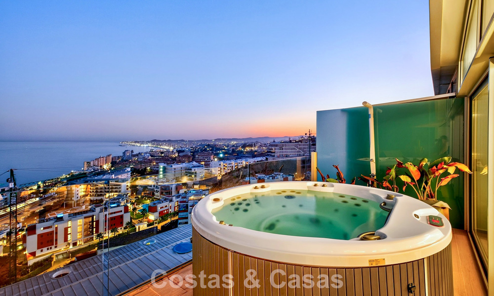 Exclusief hoekpenthouse met panoramisch zeezicht te koop in El Higueron Resort, Benalmadena, Costa del Sol 807432