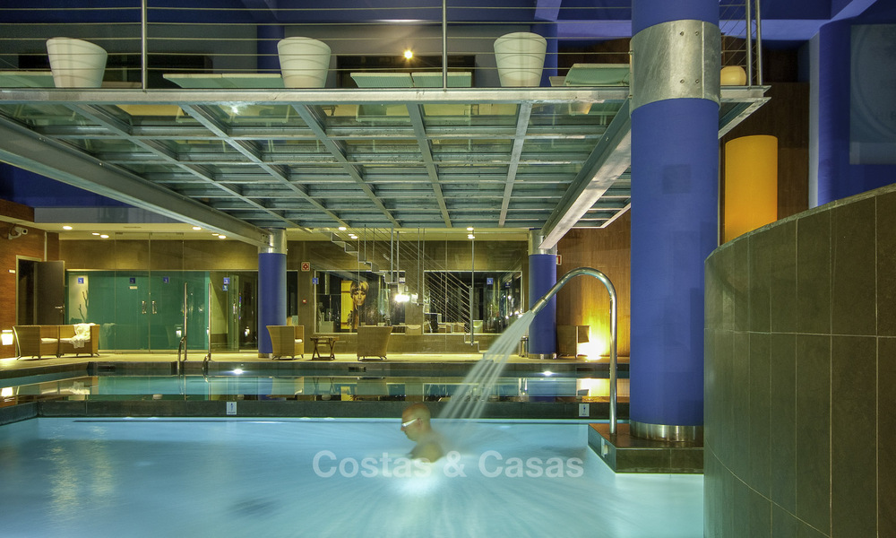 Exclusief hoekpenthouse met panoramisch zeezicht te koop in El Higueron Resort, Benalmadena, Costa del Sol 807748