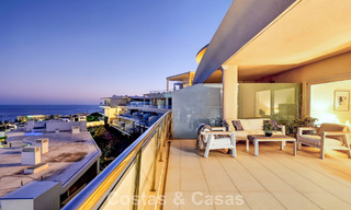 Stijlvol, top-floor, hoekappartement met adembenemend zeezicht te koop in El Higueron in Fuengirola, Costa del Sol 807570 