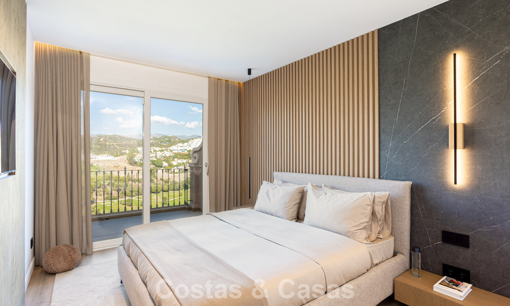 Gemoderniseerd halfvrijstaand herenhuis met panoramisch uitzicht te koop in de heuvels van Marbella - Benahavis 807606